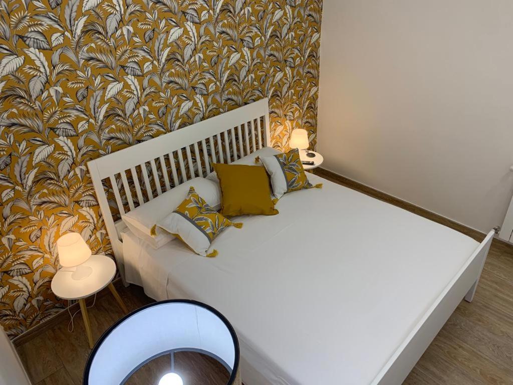 Donna Luisa-Catania Charming Appartement Buitenkant foto