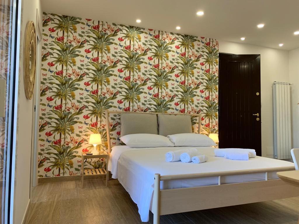 Donna Luisa-Catania Charming Appartement Buitenkant foto