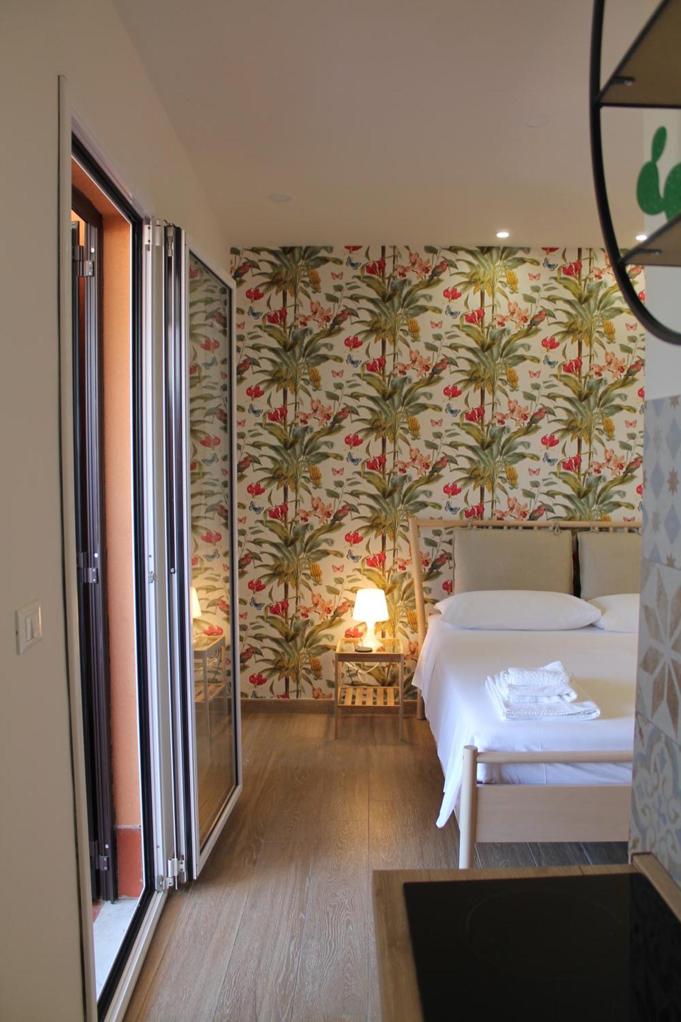 Donna Luisa-Catania Charming Appartement Buitenkant foto